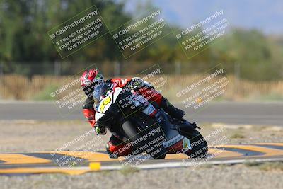 media/Oct-07-2023-CVMA (Sat) [[f84d08e330]]/Race 11 Supersport Open/